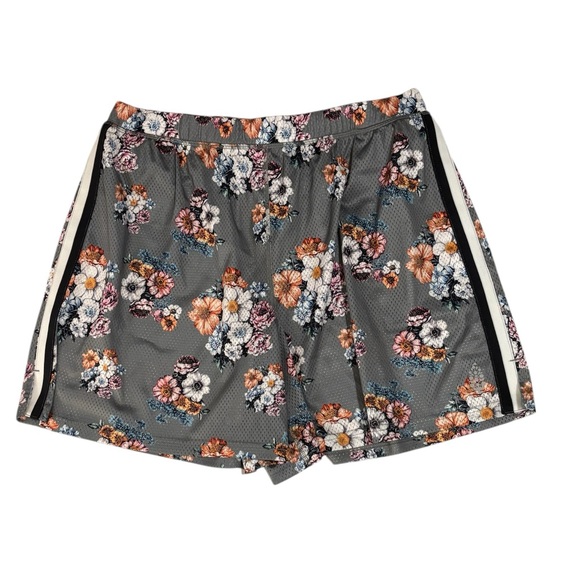 Free People When In Venice Printed Shorts in Granny Floral Motif Size M. NWT - Picture 5 of 11